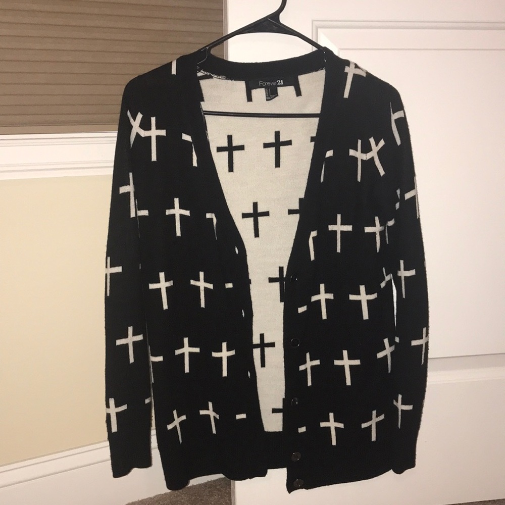 Black/white cross sweater size small